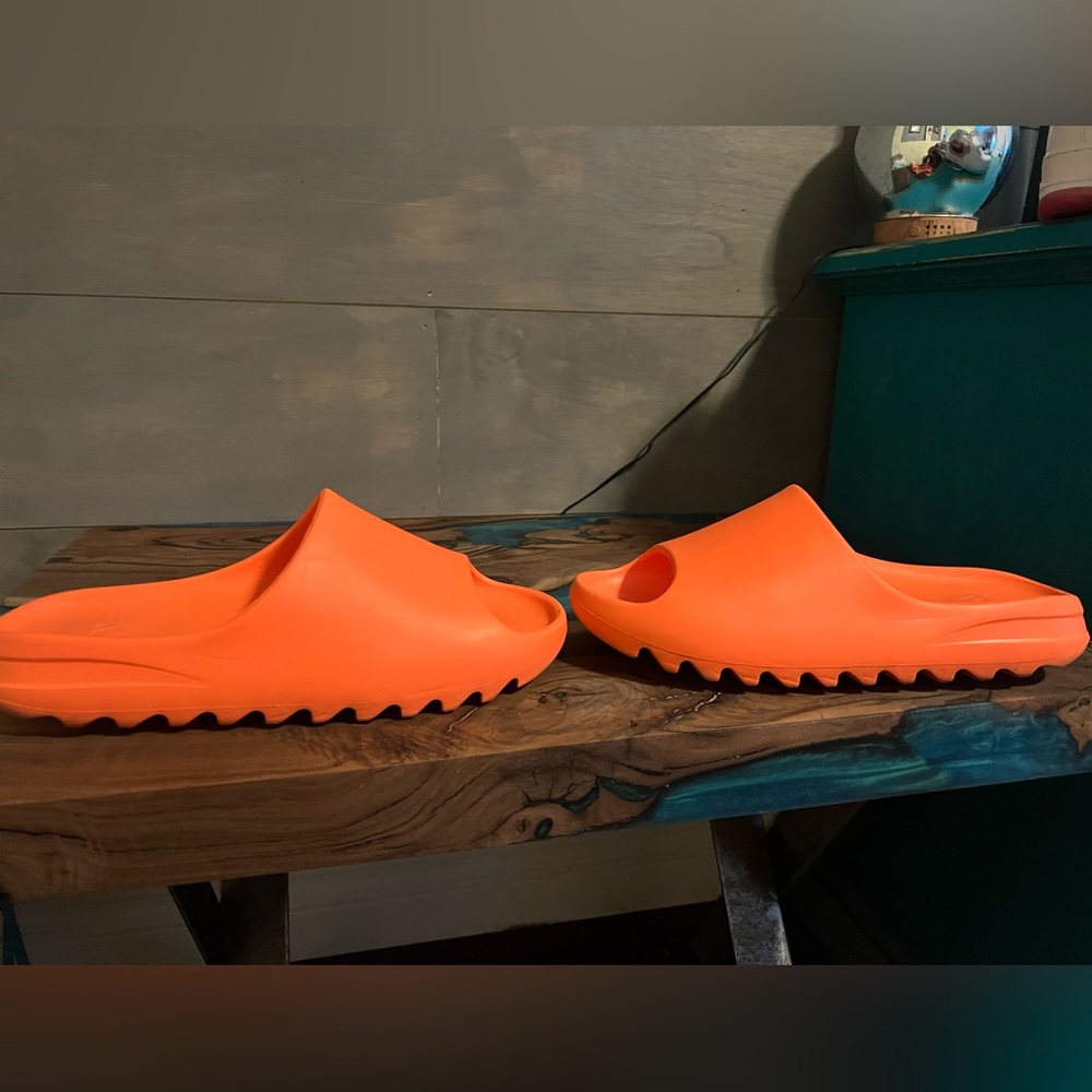 Adidas Yeezy Orange Enflame Sz 11
